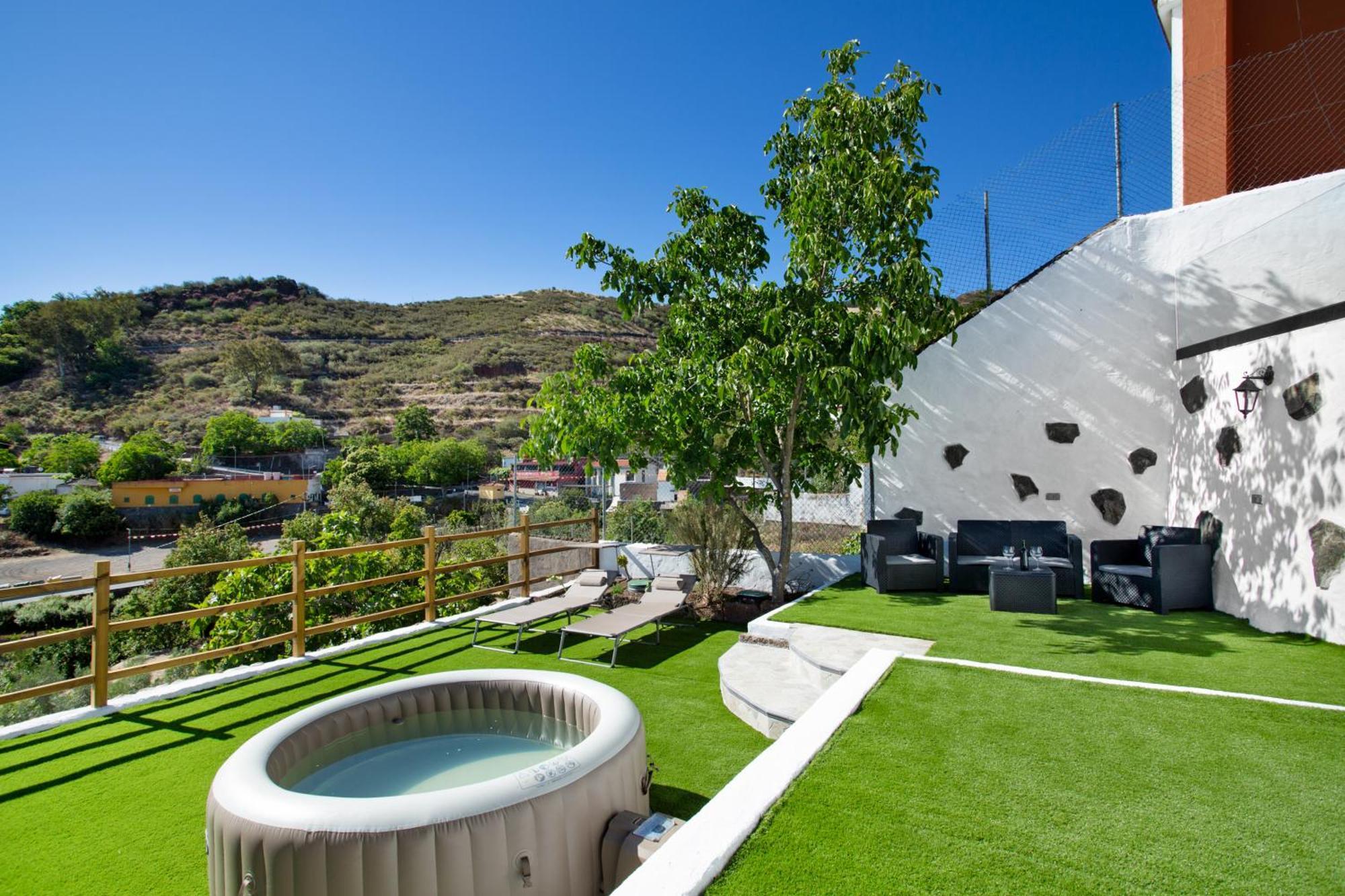 Vila Casa Tito Y Teresita Vega de San Mateo Exteriér fotografie