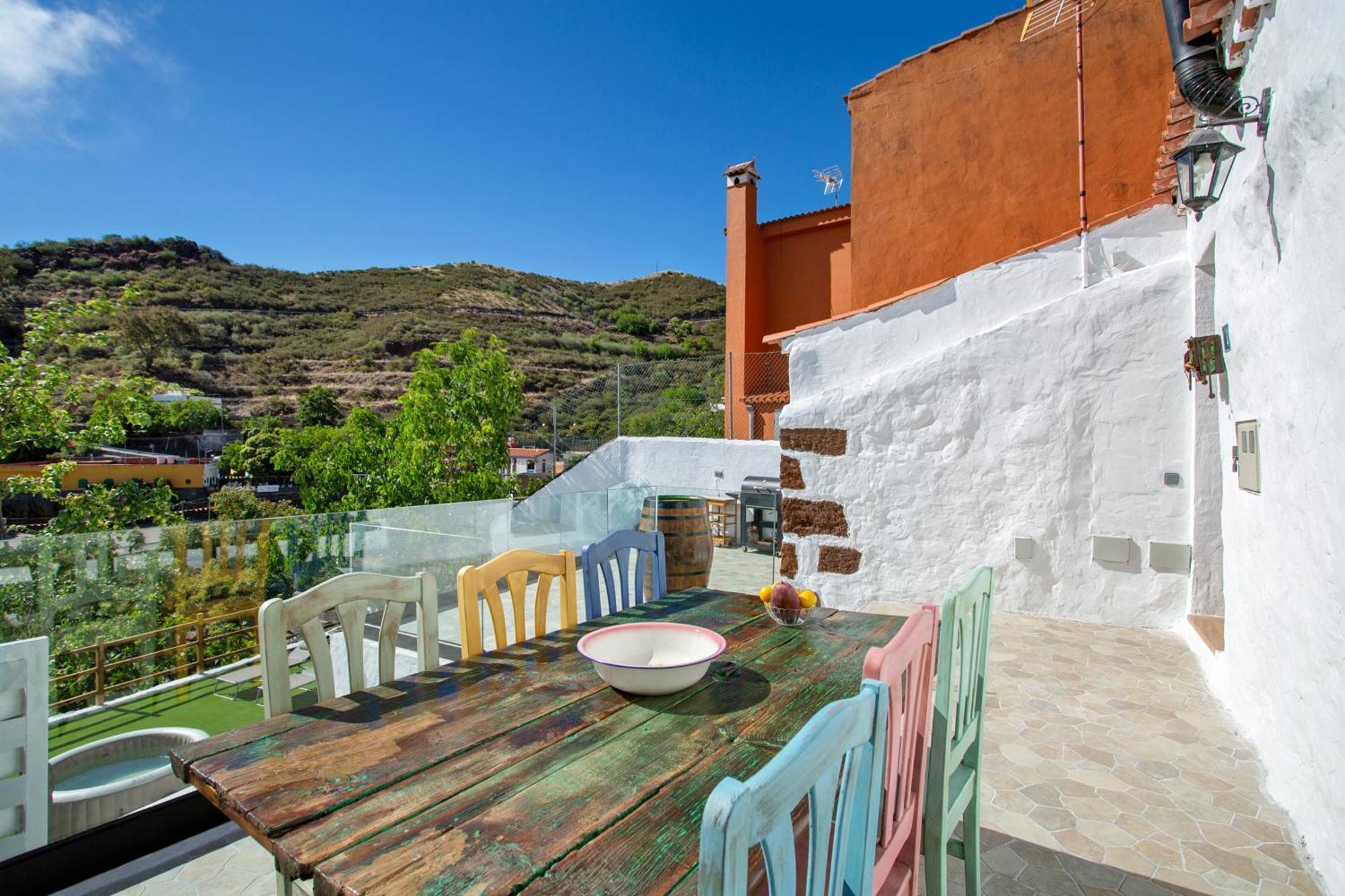 Vila Casa Tito Y Teresita Vega de San Mateo Exteriér fotografie
