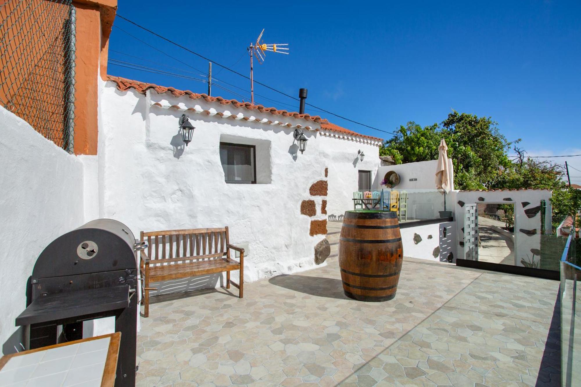 Vila Casa Tito Y Teresita Vega de San Mateo Exteriér fotografie